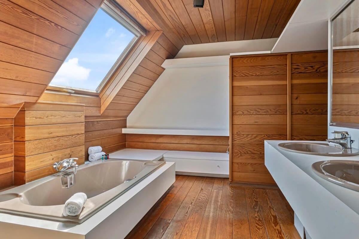 Huswell - Modernist Design House With Garden Near The Beach オステンド エクステリア 写真
