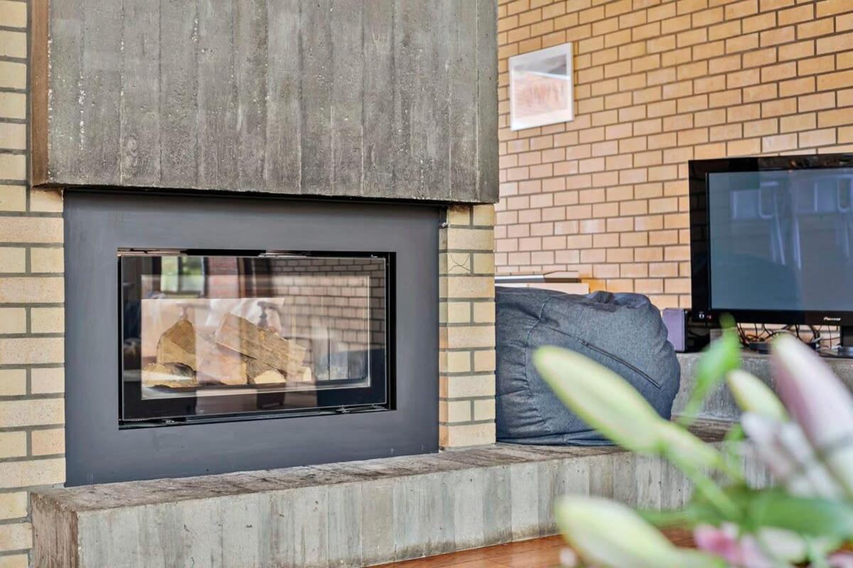 Eighties Modernist Design House With Garden Near The Beach オステンド エクステリア 写真